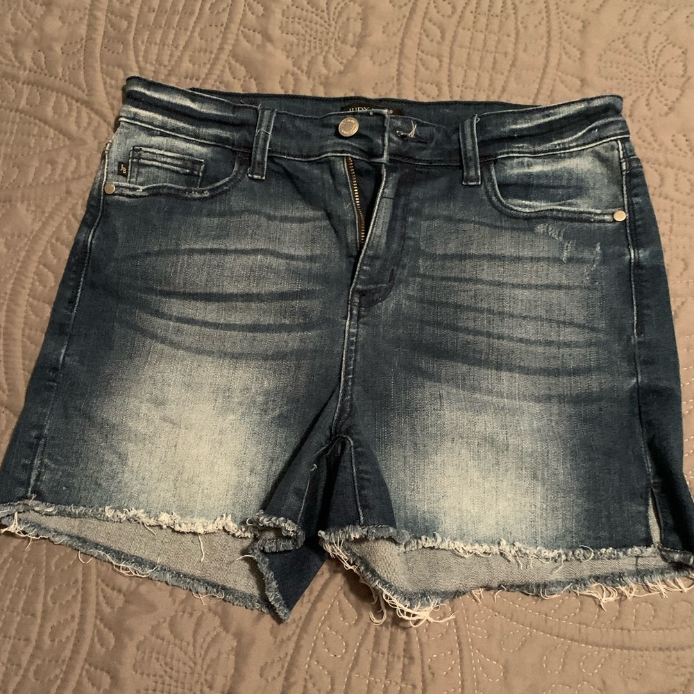Judy Blue Cutoff Denim Shorts Size Large